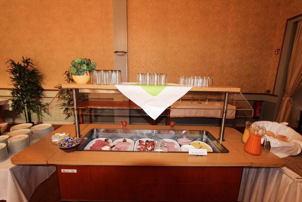 Hotel Deutsches Haus Northeim Extérieur photo