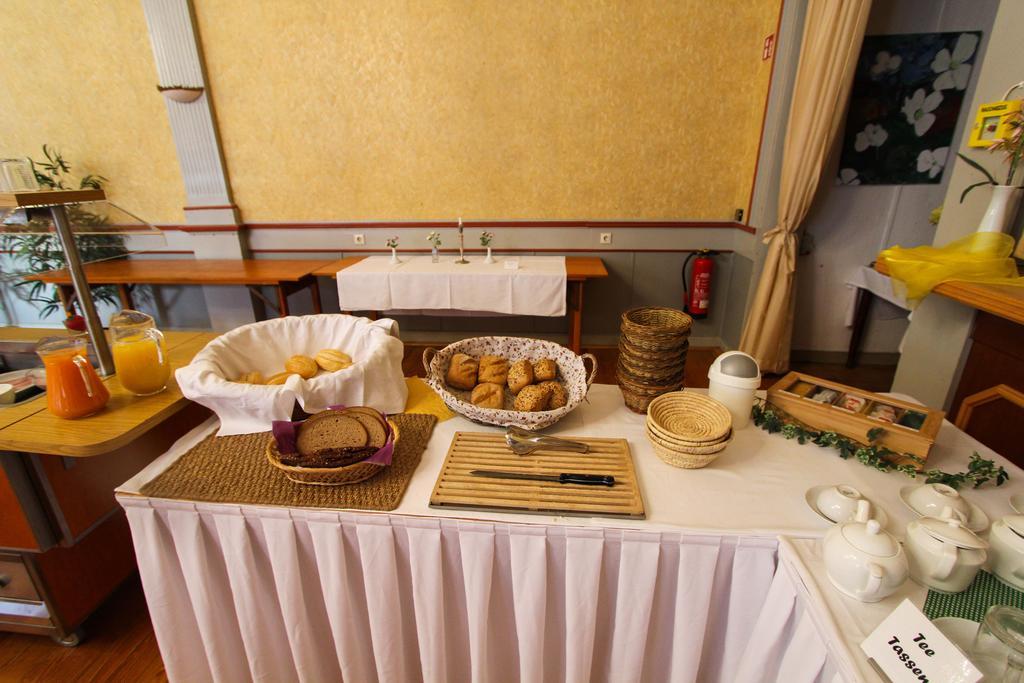 Hotel Deutsches Haus Northeim Extérieur photo